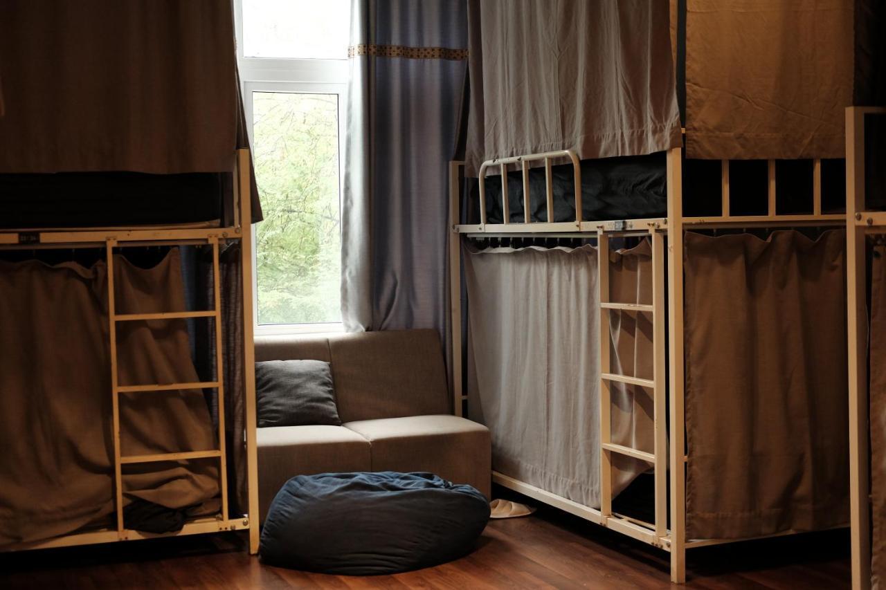 Vy Da Backpacker Hostel Bandar Ho Chi Minh Luaran gambar
