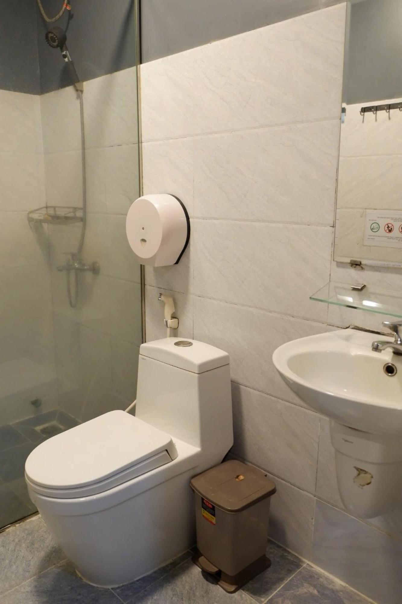 Vy Da Backpacker Hostel Bandar Ho Chi Minh Luaran gambar
